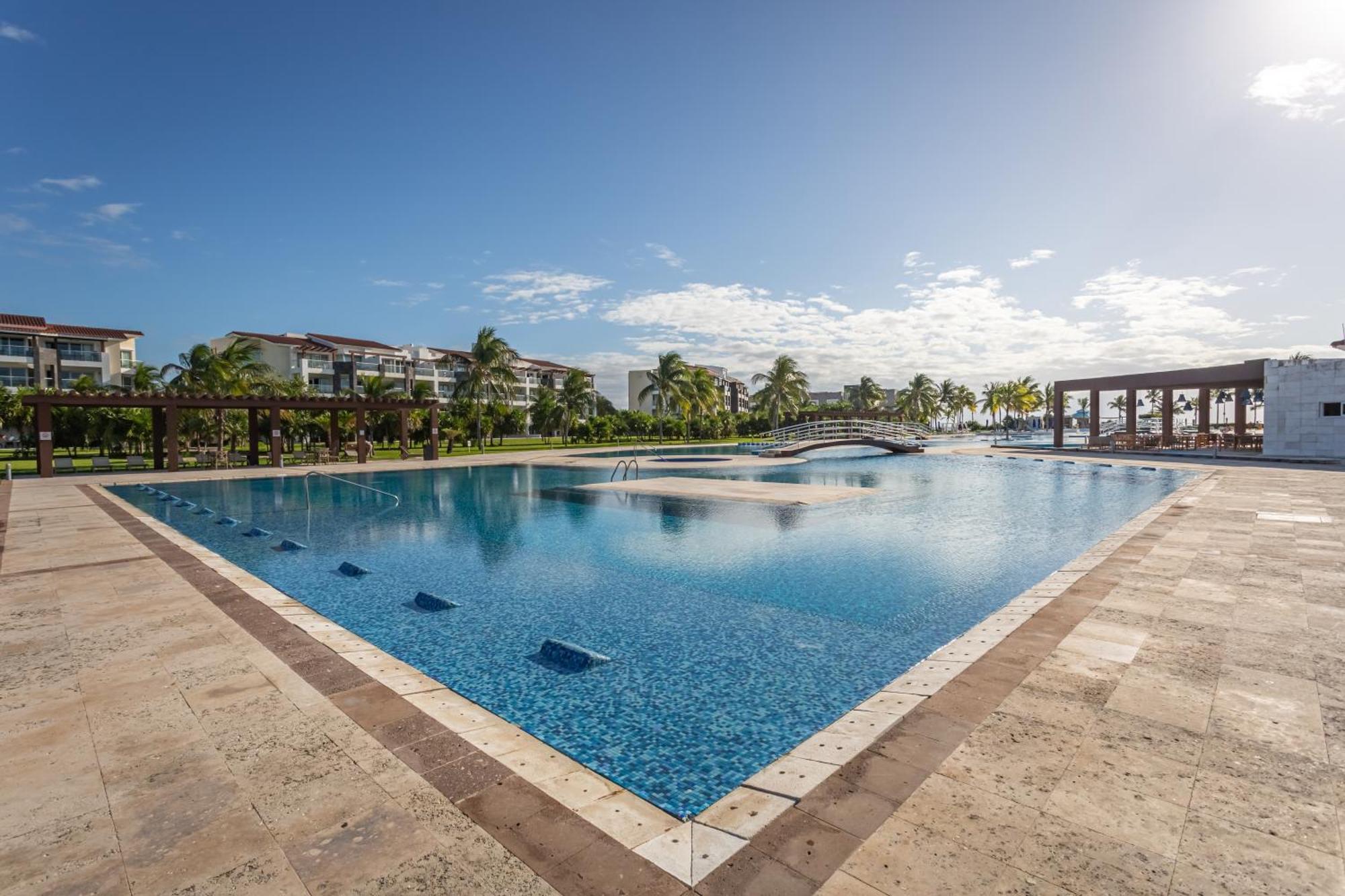 Casa Diva Stunning Ph Ocean View 2 Bedroom & Office At Mareazul Apts Playa del Carmen